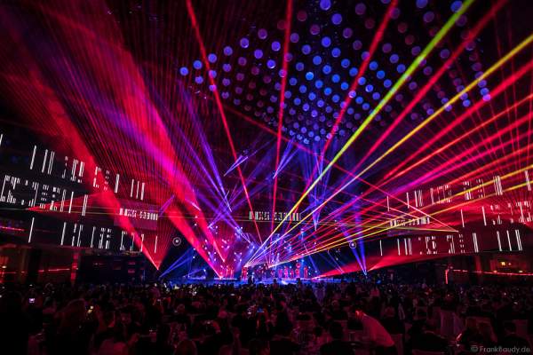 Auftritt Schiller und das Berlin Show Orchestra beim PRG Live Entertainment Award (LEA) 2017 in der Festhalle in Frankfurt