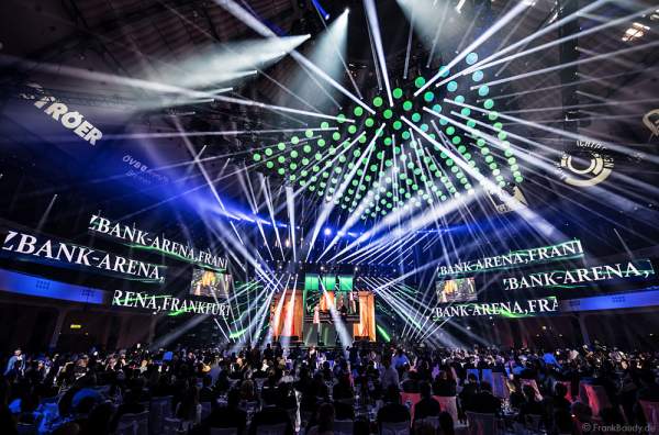 Große Lichtshow beim PRG Live Entertainment Award (LEA) 2017 in der Festhalle Frankfurt