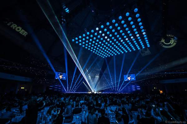 Konzertauftritt Udo Lindenberg beim PRG Live Entertainment Award (LEA) 2017 in der Festhalle in Frankfurt