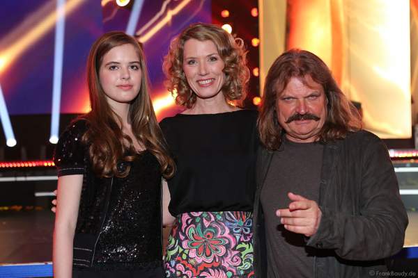 Franziska Reichenbacher, Tochter Serafina und Leslie Mandoki beim PRG Live Entertainment Award (LEA) 2017 in der Festhalle in Frankfurt