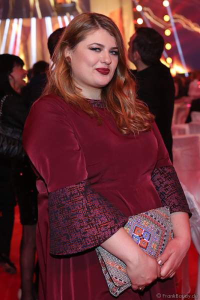 Sängerin Alina Wichmann beim PRG Live Entertainment Award (LEA) 2017 in der Festhalle in Frankfurt