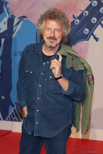 Wolfgang Niedecken auf dem roten Teppich beim PRG Live Entertainment Award (LEA) 2017 in der Frankfurter Festhalle