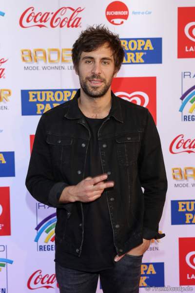 Max Giesinger beim Radio Regenbogen Award 2017 am 07. April in der Europa-Park Arena in Rust