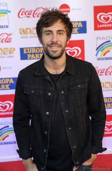 Max Giesinger beim Radio Regenbogen Award 2017 am 07. April in der Europa-Park Arena in Rust