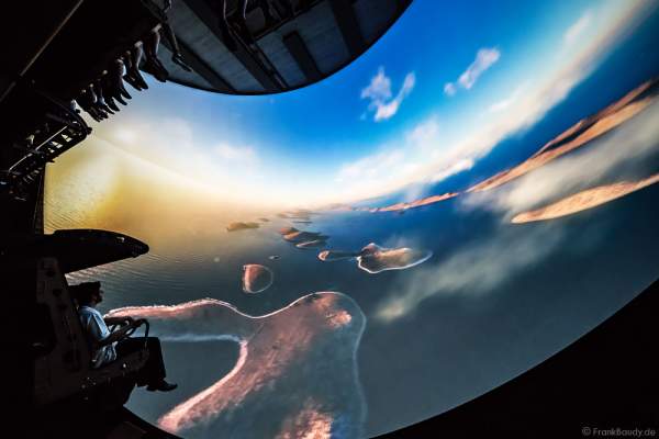 Innenaufnahmen und Filmbilder des größten Flying Theater Europas VOLETARIUM bei der Einweihung am 1. Juni 2017 im Europa-Park