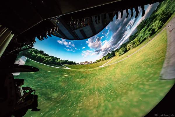 Innenaufnahmen und Filmbilder des größten Flying Theater Europas VOLETARIUM bei der Einweihung am 1. Juni 2017 im Europa-Park