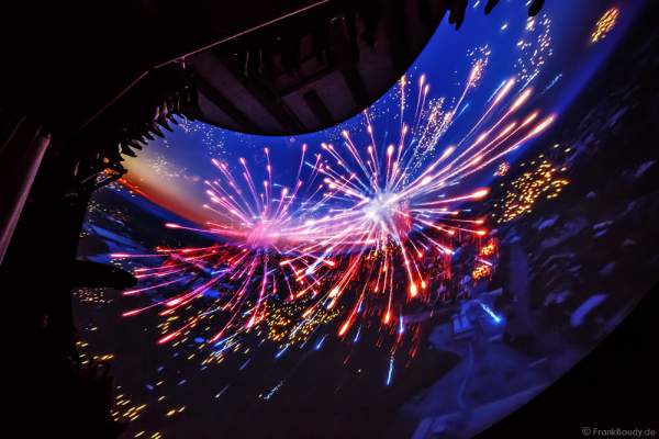 Innenaufnahmen und Filmbilder des größten Flying Theater Europas VOLETARIUM bei der Einweihung am 1. Juni 2017 im Europa-Park