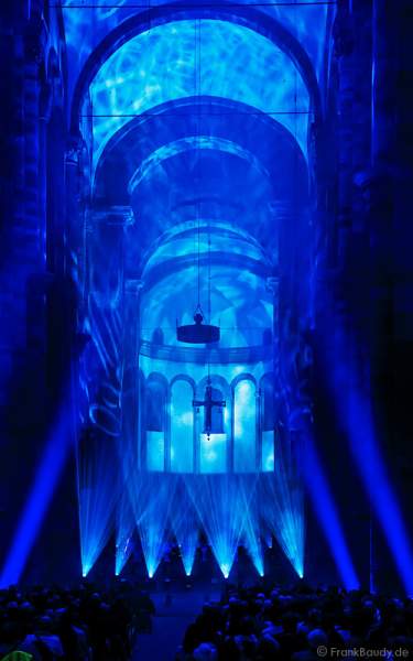 Glaubensfeuer im Dom zu Speyer am Pfingstsonntag (4. Juni 2017) zur 200-Jahr-Feier der Neugründung des Bistum Speyer