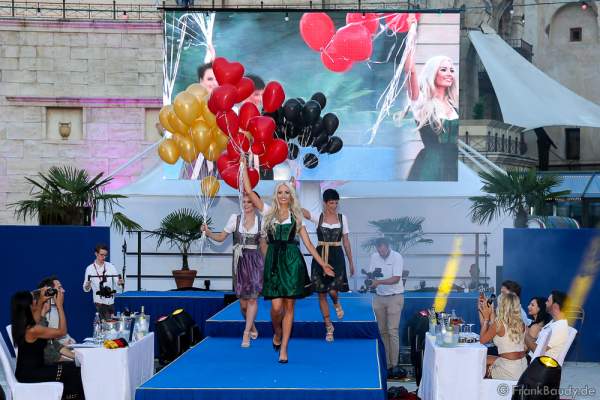 Team Deutschland Camilla Schenkel, Soraya Kohlmann und Nina Kiehnle beim 2. Europäischen Missen TEAM-Cup am 6. Juli 2017 im Europa-Park in Rust