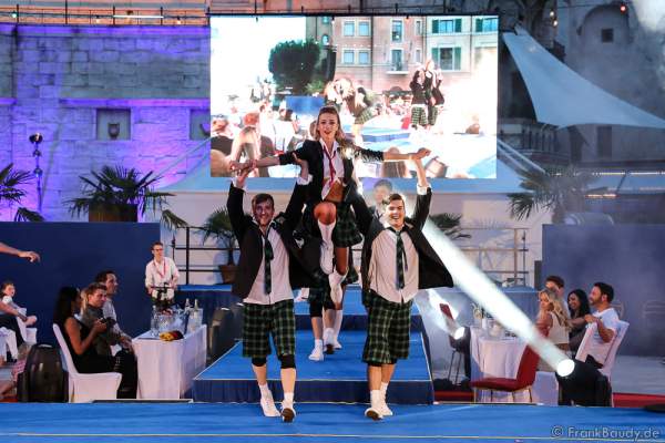 Das Europa-Park Showballett beim 2. Europäischen Missen TEAM-Cup am 6. Juli 2017 im Europa-Park in Rust