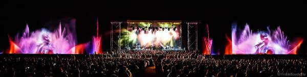 Konzert mit Patricia Kaas beim Festival-Vents-d-Est mit Wassershow bei Art et Lumière 2017 in Furdenheim