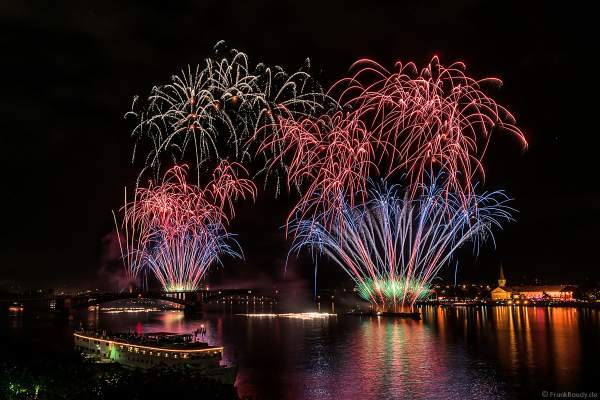 Feuerwerk bei den Mainzer Sommerlichter 2017