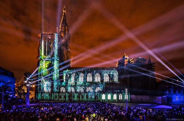 Lichtshow am Straßburger Münster beim Sommerfestival 2017 - Liebfrauenmünster - Cathédrale Notre-Dame