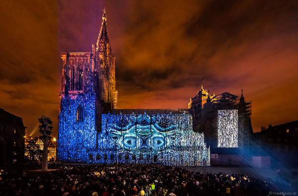Lichtshow am Straßburger Münster beim Sommerfestival 2017 - Liebfrauenmünster - Cathédrale Notre-Dame