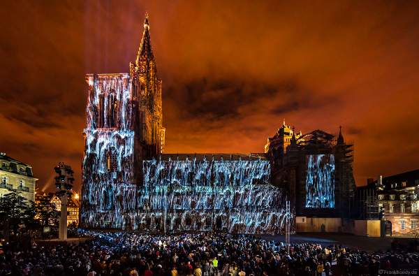 Lichtshow am Straßburger Münster beim Sommerfestival 2017 - Liebfrauenmünster - Cathédrale Notre-Dame