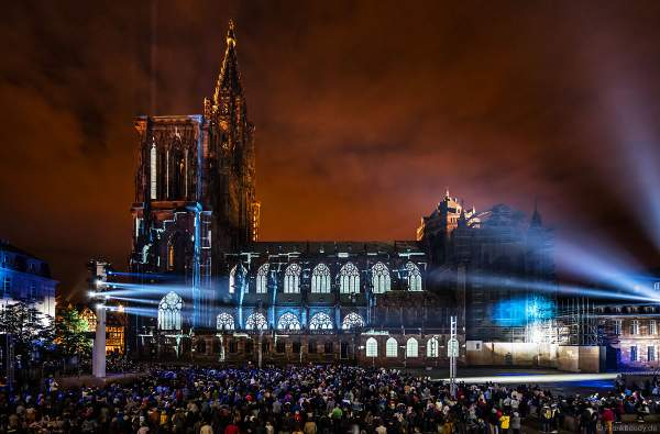 Lichtshow am Straßburger Münster beim Sommerfestival 2017 - Liebfrauenmünster - Cathédrale Notre-Dame