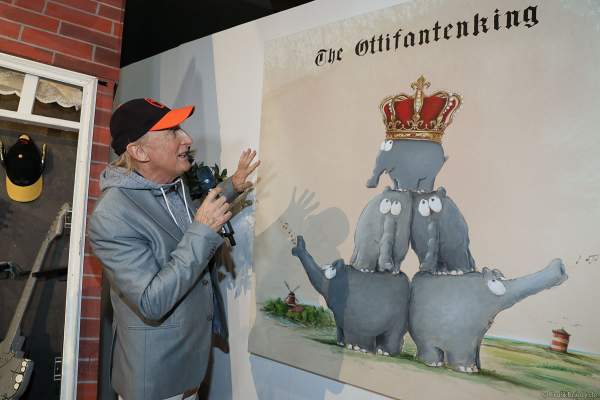 Bilderausstellung von Otto Waalkes im Europa-Park zur Wintersaison 2017/2018