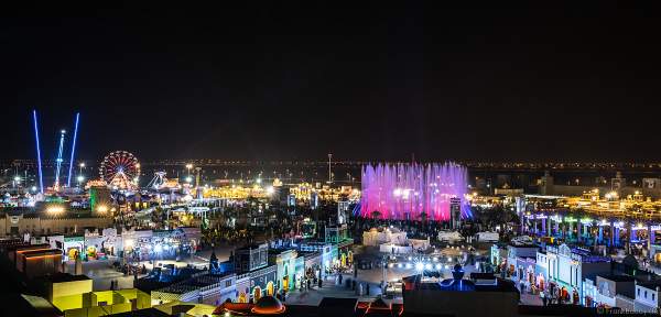 Magnificent water show in the evening at the Sheikh Zayed Heritage Festival 2017/2018 in Abu Dhabi
