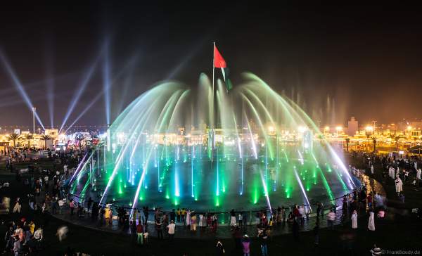 Magnificent water show in the evening at the Sheikh Zayed Heritage Festival 2017/2018 in Abu Dhabi