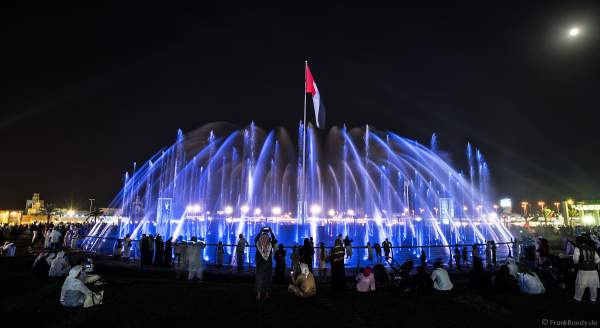 Magnificent water show in the evening at the Sheikh Zayed Heritage Festival 2017/2018 in Abu Dhabi