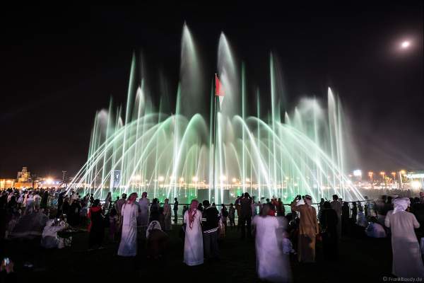 Magnificent water show in the evening at the Sheikh Zayed Heritage Festival 2017/2018 in Abu Dhabi
