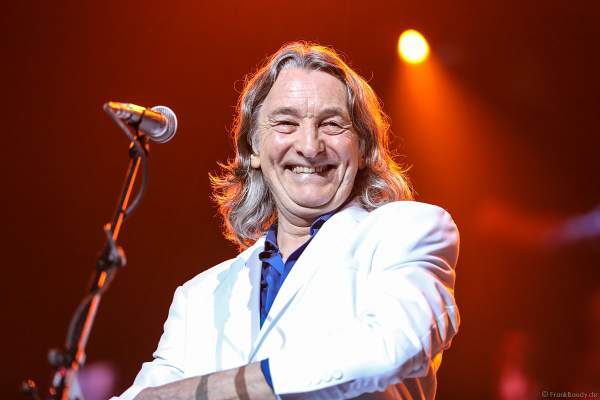 Roger Hodgson (Charles Roger Pomfret Hodgson), britischer Musiker - einstiger Frontmann und Sänger der Band Supertramp bei Night of the Proms 2017 in der SAP Arena Mannheim