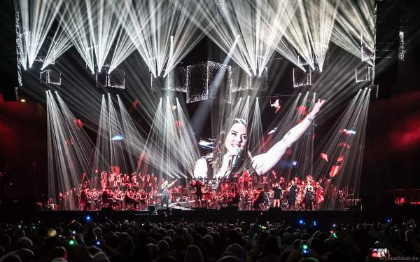 Melanie C (Melanie Jayne Chisholm), Sängerin der Band Spice Girls, bei Night of the Proms 2017 in der SAP Arena Mannheim