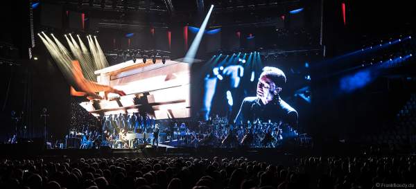 Pianistin Emily Bear mit John Miles bei Night of the Proms 2017 in der SAP Arena Mannheim