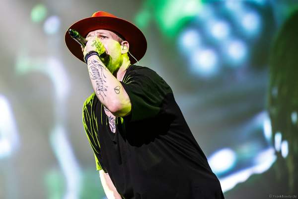 Mateo Jasik (Itchyban bzw. Itchy) von Culcha Candela bei Night of the Proms 2017 in der SAP Arena Mannheim