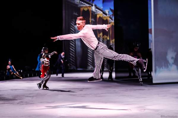 Matti Landgraf bei der Eisshow ATLANTIS von Holiday on Ice in der Festhalle Frankfurt und SAP Arena Mannheim 2017-2018