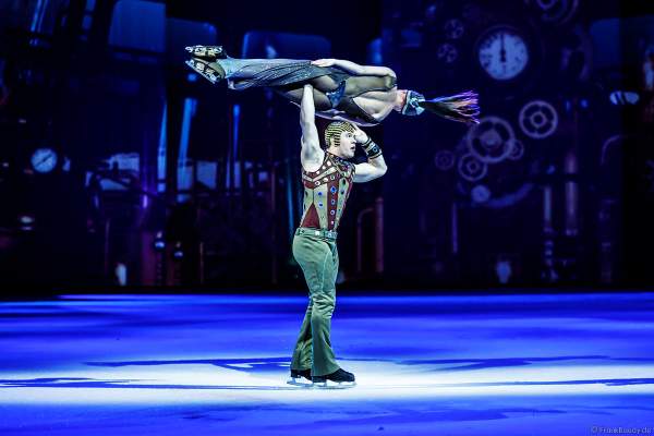Evgenii "Johnny" Belianin und Daria "Dasha" Perminova bei der Eisshow ATLANTIS von Holiday on Ice in der Festhalle Frankfurt und SAP Arena Mannheim 2017-2018