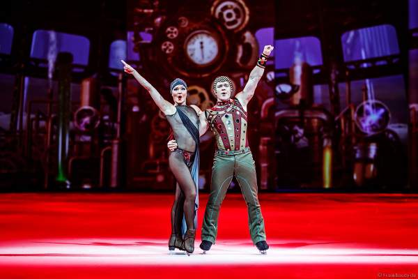 Evgenii "Johnny" Belianin und Daria "Dasha" Perminova bei der Eisshow ATLANTIS von Holiday on Ice in der Festhalle Frankfurt und SAP Arena Mannheim 2017-2018