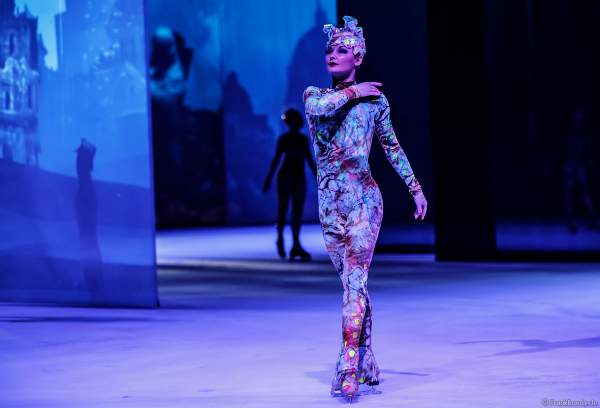 Daria "Dasha" Perminova der Eisshow ATLANTIS von Holiday on Ice in der Festhalle Frankfurt und SAP Arena Mannheim 2017-2018