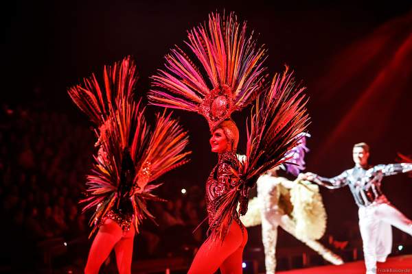 Shannon Grossmann bei der Eisshow ATLANTIS von Holiday on Ice in der Festhalle Frankfurt und SAP Arena Mannheim 2017-2018