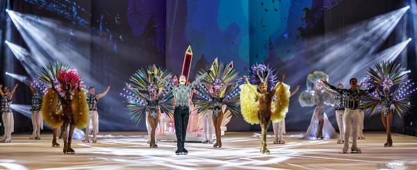 Das Finale bei der Eisshow ATLANTIS von Holiday on Ice in der Festhalle Frankfurt und SAP Arena Mannheim 2017-2018