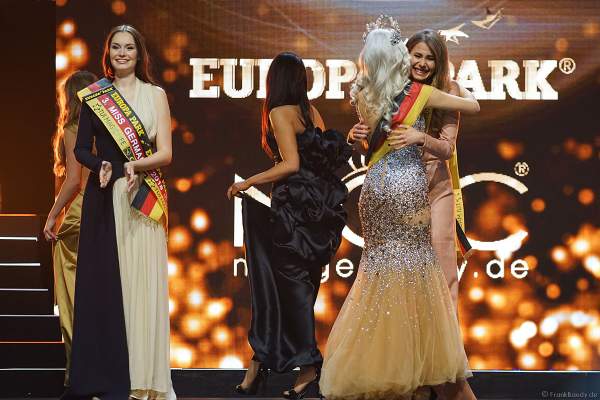 Die Schärpe für die Miss Germany 2018 - Anahita Rehbein in der Europa-Park Arena am 24.02.2018