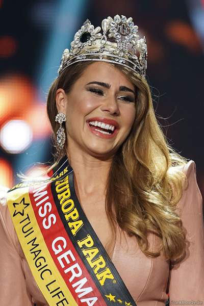 Anahita Rehbein gewinnt die Wahl zur Miss Germany 2018 in der Europa-Park Arena am 24.02.2018