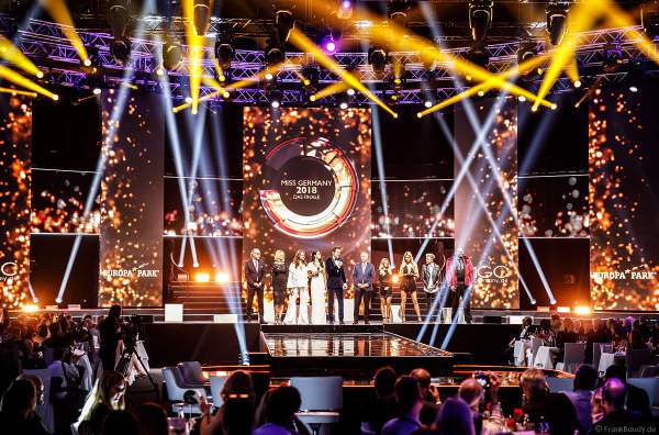 Die Jury der Miss Germany 2018 Wahl: Mrs. Bella - Beauty-Vloggerin, Riccardo Simonetti - Star-Blogger, Monica Ivancan - Model, Guiliana Farfalla - Model & Reality-TV-Teilnehmerin, Jaden Bojsen - Schauspieler & Sänger, Wolfgang Bosbach - ehemaliges Mitglied des deutschen Bundestags, Prof. Dr. Dr. Werner Mang - Schönheitschirurg – Bodenseeklinik, Alphonso Williams - Sänger & Entertainer (DSDS-Sieger)
