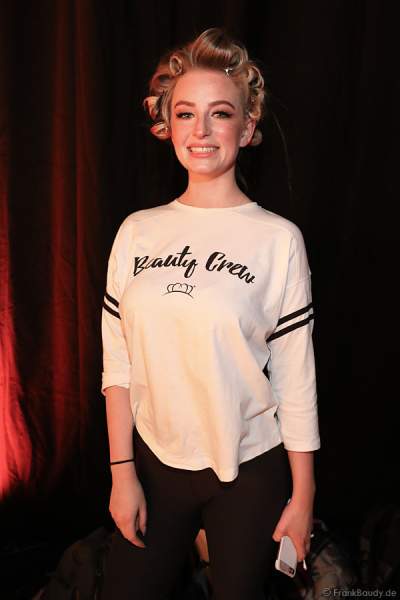 Die Teilnehmerinnen Backstage beim Vorbereiten für das Miss Germany 2018 Finale am Abend in der Europa-Park Arena am 24.02.2018