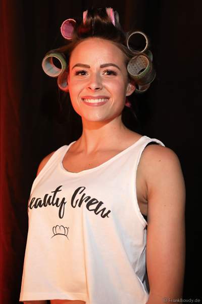 Die Teilnehmerinnen Backstage beim Vorbereiten für das Miss Germany 2018 Finale am Abend in der Europa-Park Arena am 24.02.2018