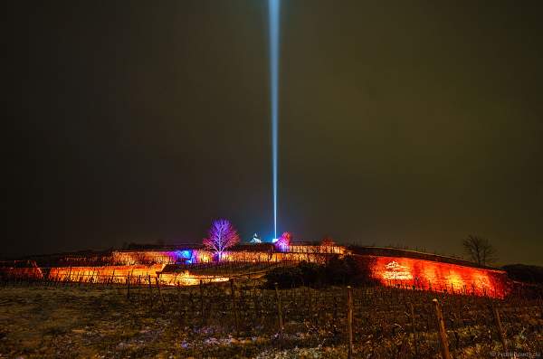 Kunstvoll beleuchtete Steinmauern bei der Weinbergnacht 2018 in Bad Dürkheim