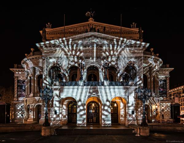 3D-Mapping "Changing Times" auf der Alten Oper von Karmachina bei der Luminale 2018 in Frankfurt
