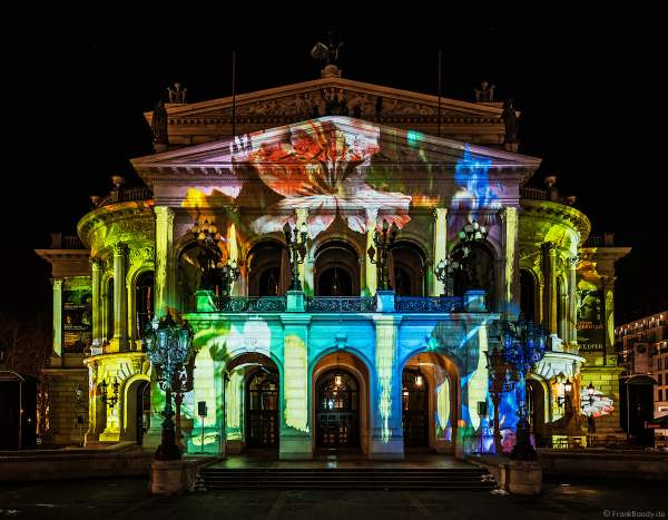 3D-Mapping "Changing Times" auf der Alten Oper von Karmachina bei der Luminale 2018 in Frankfurt