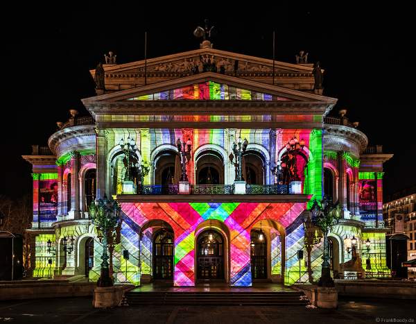 3D-Mapping "Changing Times" auf der Alten Oper von Karmachina bei der Luminale 2018 in Frankfurt