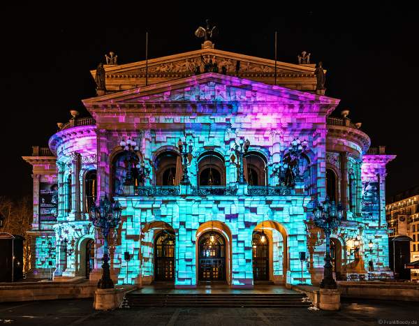 3D-Mapping "Changing Times" auf der Alten Oper von Karmachina bei der Luminale 2018 in Frankfurt