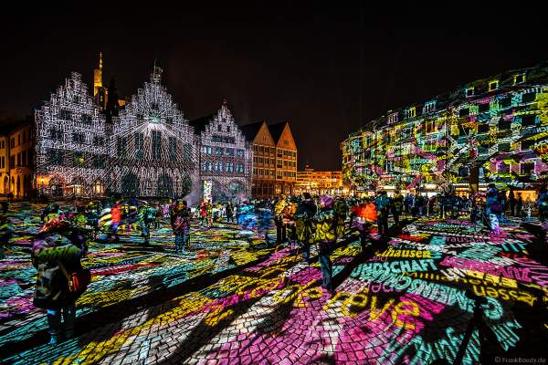 Lichtkunstinstallation "Frankfurt Fades" auf dem Römerberg von Phillipp Geist bei der Luminale 2018 in Frankfurt