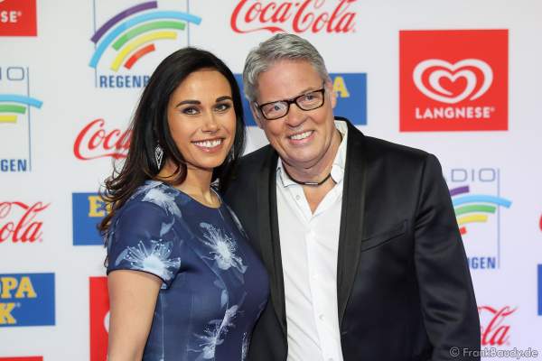 Heiner Kamps mit Ehefrau Ella Kamps beim Radio Regenbogen Award 2018 am 23. März in der Europa-Park Arena in Rust