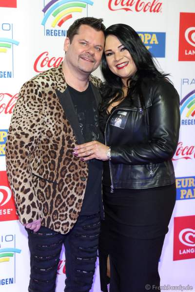 Ingo Appelt und Ehefrau Sonja Guha-Thakurta beim Radio Regenbogen Award 2018 am 23. März in der Europa-Park Arena in Rust