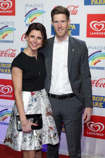 Ann-Kathrin Mack und Freund Nicolas Kopf beim Radio Regenbogen Award 2018 am 23. März in der Europa-Park Arena in Rust