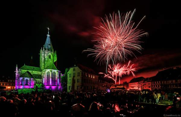 Feuerwerk (Feu d'artifice) beim Pfingstfest (Les Fêtes de Pentecôte) in Weißenburg (Wissembourg) 2018